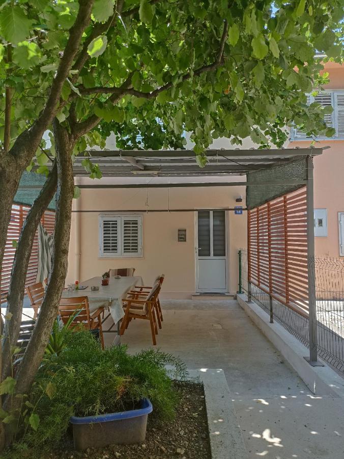 Apartmani Ana Tivat Exteriér fotografie