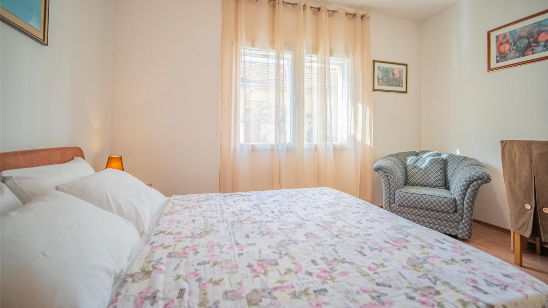 Apartmani Ana Tivat Exteriér fotografie